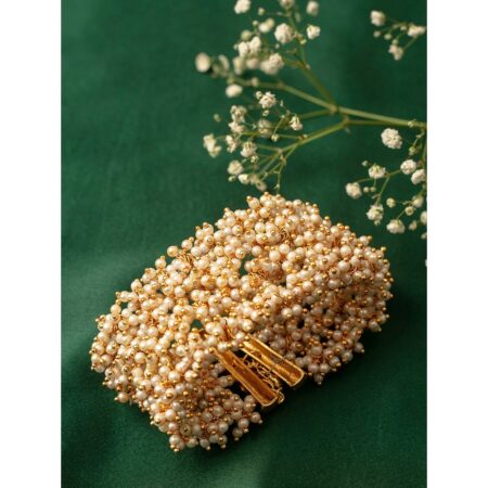 Myshop99 gold-plated clustered pearls cuff bracelet